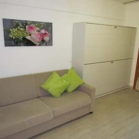 Studio With Shared Pool - Beahost